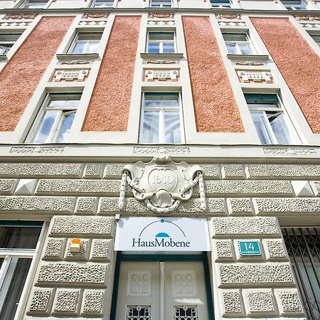 Haus Mobene - Hotel Garni Грац Экстерьер фото